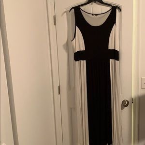 Black and Cream Colorblock Maxi Dress